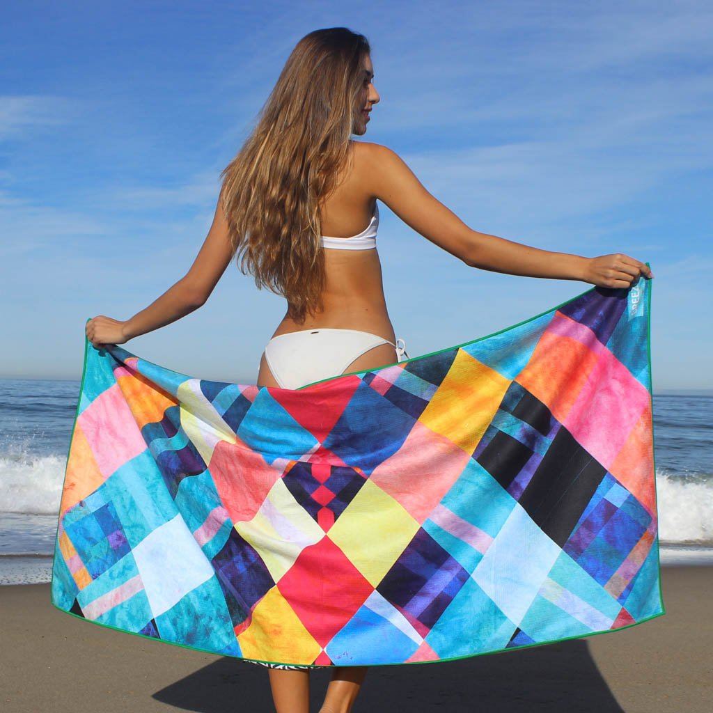 Sand Free Beach Towel | Coco | GoBreezie